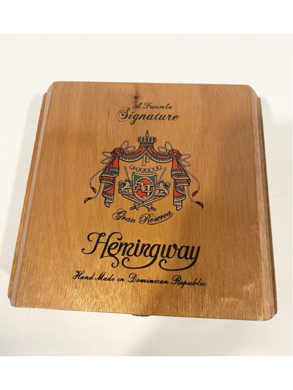 Arturo Fuente Hemingway Signature Gran Reserva Empty Wooden Cigar Box 25